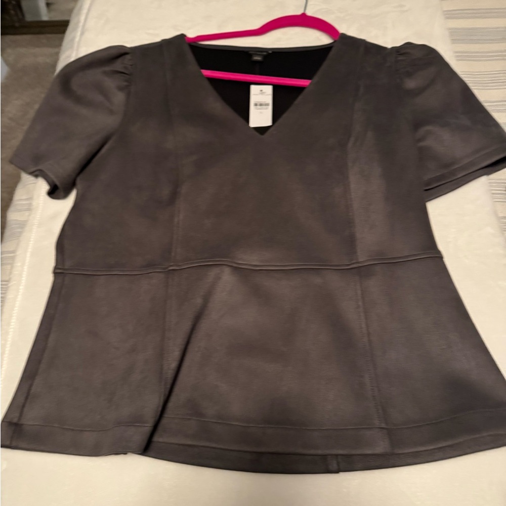 Women's V-Neck Top in Charcoal Gray